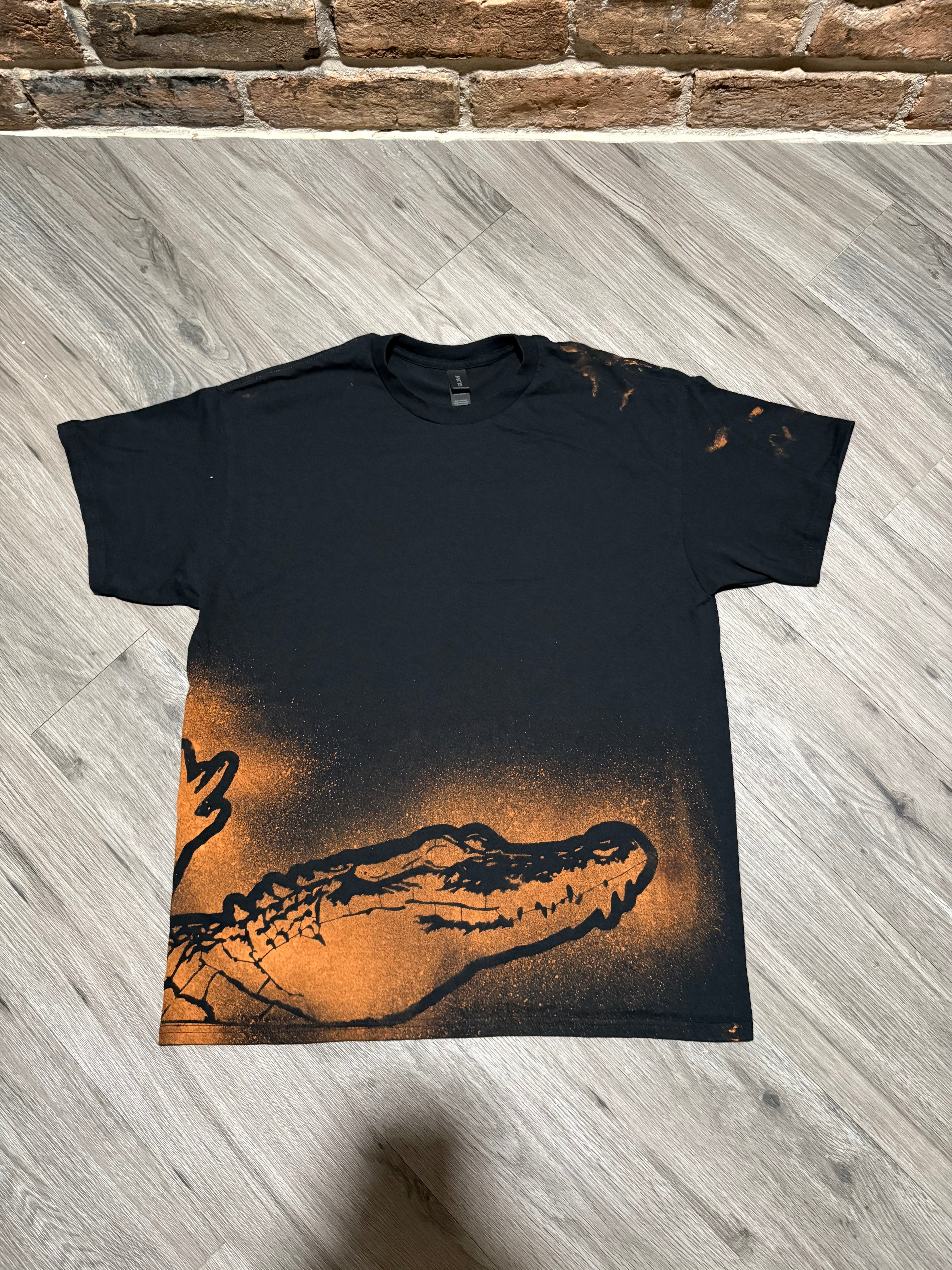 Alligator (size: large)